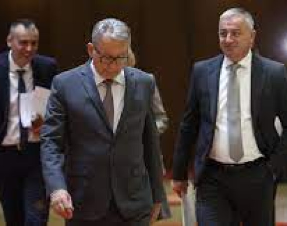 Stevandić izbjegava da prizna istinu, tražimo sjednicu