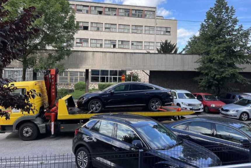 Stigli novi automobili za Savjet ministara, cijena im može biti viša od pola miliona KM