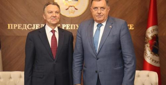 Dodik dobio poziv od Lukašenka da posjeti Bjelorusiju