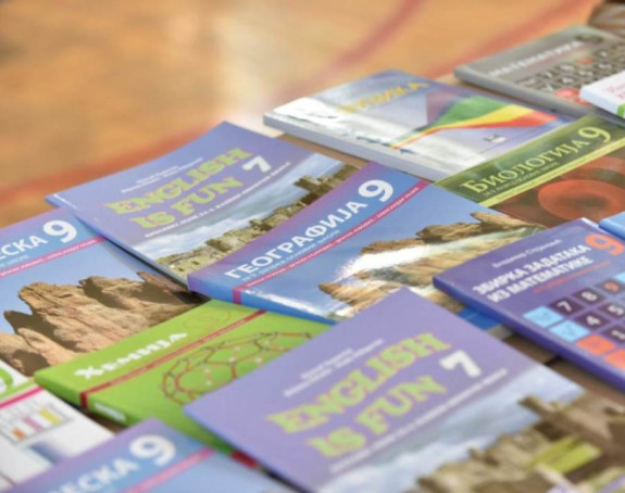 Cijene udžbenika i dalje su (pre)visoke za roditelje?