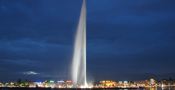 Stavio glavu u ženevsku fontanu Jet d’Eau!