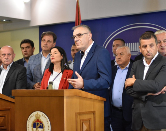 Побројаћемо све закључке које је СНСД погазио