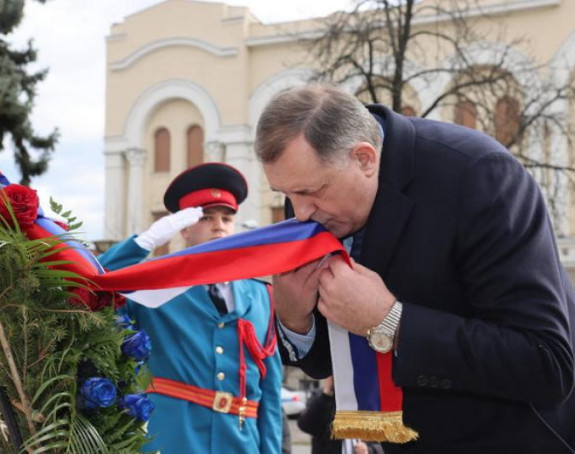 Породичне фирме из власти добиле милијарде марака