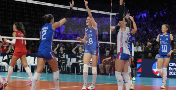 Isplaćene nagrade srebrnim srpskim odbojkašicama