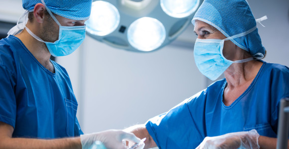 Hirurzi joj zaboravili u stomaku predmet veličine tanjira!