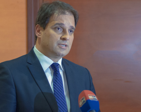 Не одустајемо, идемо гдје смо и наумили!