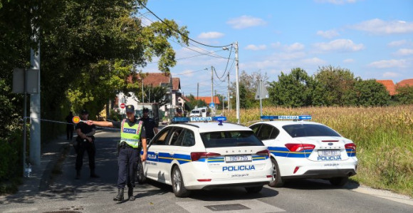 Kamion pregazio dijete dok je izlazilo iz autobusa