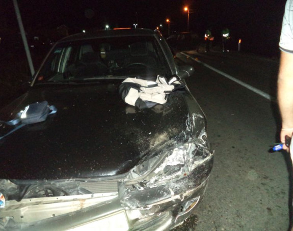 Saobraćajka kod Srpca: sudarila se dva automobila