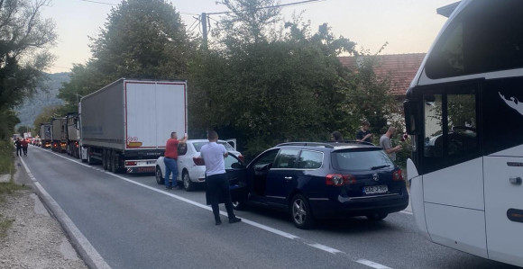 Težak udes kod Zvornika: Jedna osoba poginula