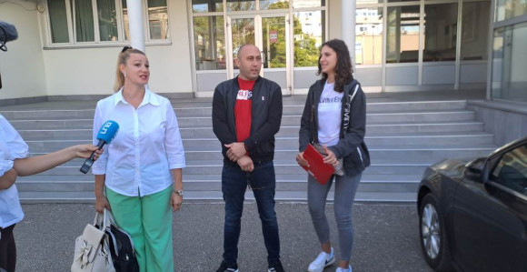 Otac bebe koja je doktorima ispala progovorio o mitu