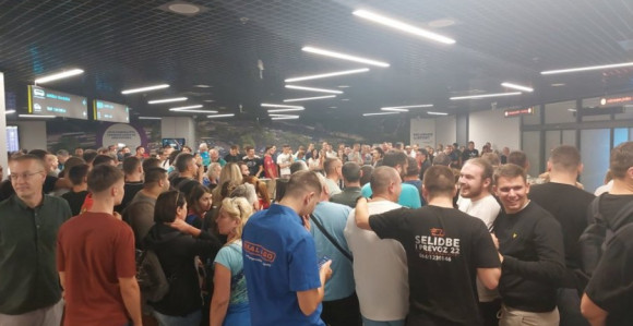 Vicešampioni stigli u Beograd, doček na aerodromu