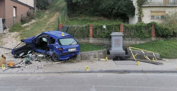 Poginulo dijete, u automobilu bilo čak osam osoba