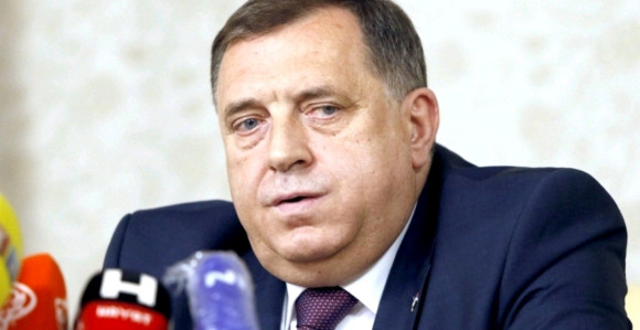 Mile, ne vuci čaršav sa stola i ne lomi Republiku Srpsku radi svojih ličnih interesa. U pamet se, spasi ovaj narod!