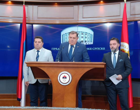 Додик поново пријети отцјепљењем најавио и НСРС