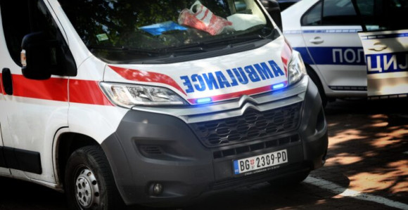 Odbornik se polio benzinom i zapalio ispred stanice