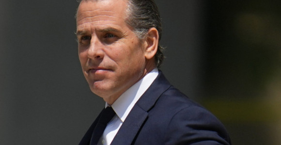 САД: Подигнута оптужница против Бајденовог сина