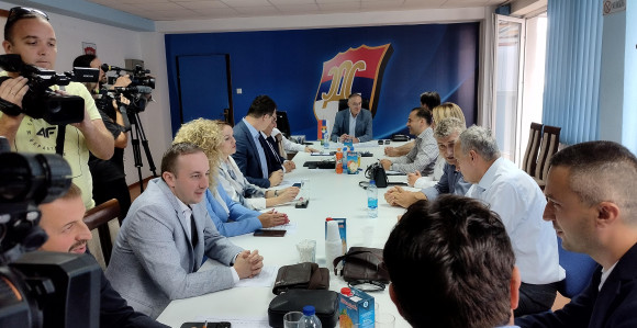 SDS: Ovakve laži nismo očekivali od jednog diplomate