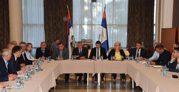 Vlast je mogla pomoći građanima da je htjela