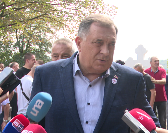 Dodik: Američki ambasador Marfi je baba-sera