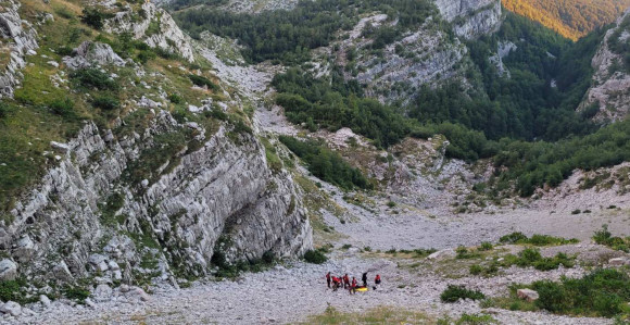 Planinar iz Srbije pao sa litice visoke 400 metara