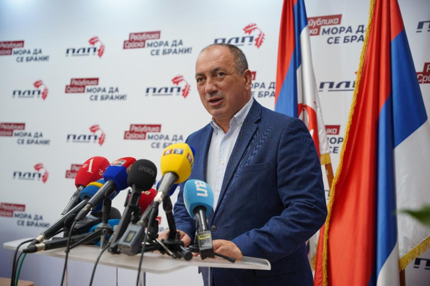 Šmit radi za SNSD i Milorada Dodika i oni rade za Šmita