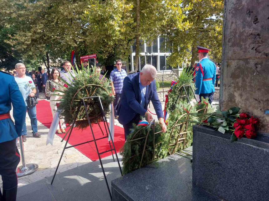 "Porazno je, niko iz vlasti se nije udostojio da dođe"