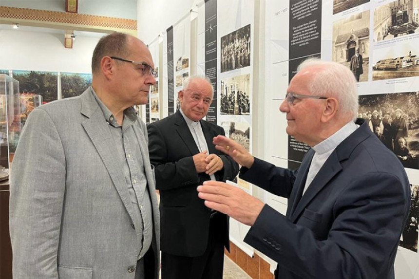 Šta se krije iza Šmitove posjete Banjaluci?