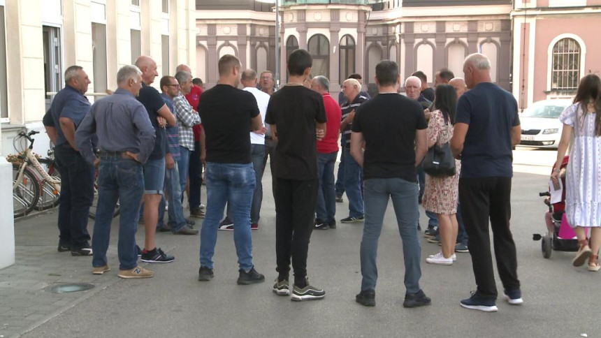 Poljoprivrednici u strahu zbog zaraženih svinja