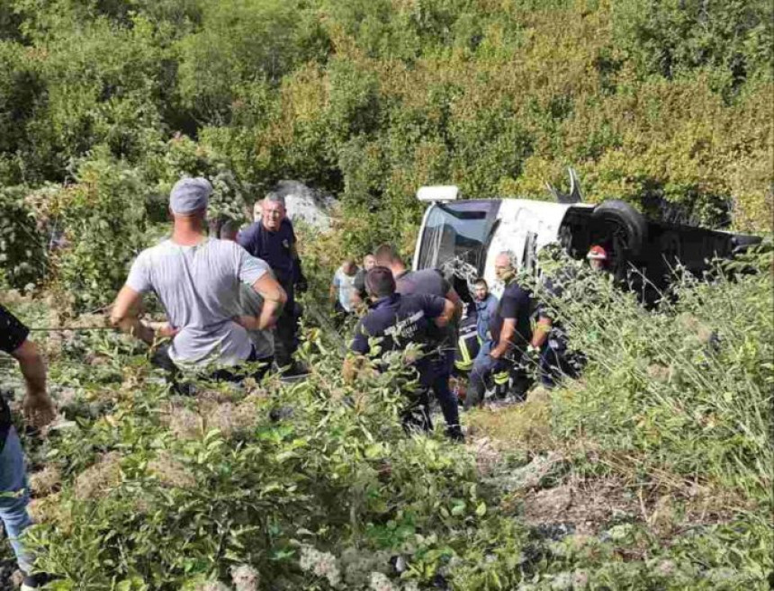 Državljanin Velike Britanije i jedna žena poginuli u CG