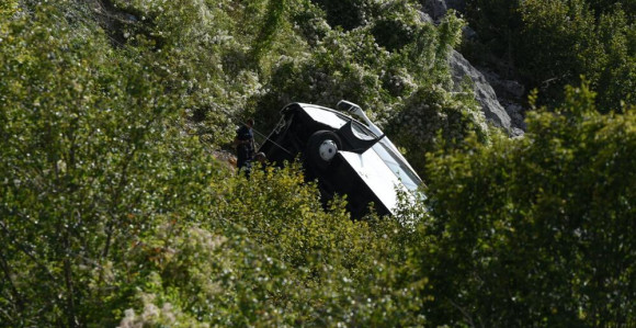 Priveden vozač autobusa: Osjetio bol u glavi pa sletio