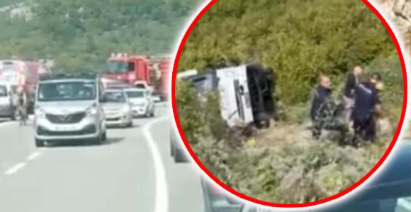 Četvoro putnika u životnoj opasnosti nakon slijetanja