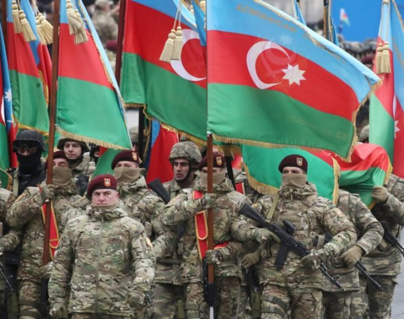 Azerbejdžan ide do kraja: Nastavljamo do raspada režima