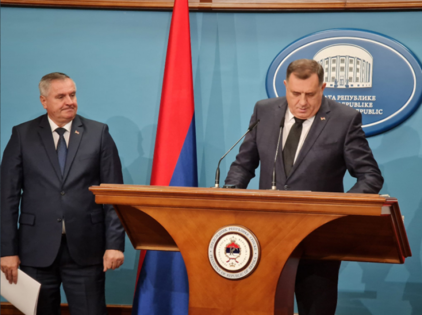 Vlast zamazuje oči narodu: Neki proizvodi će pojeftiniti, ali gorivo poskupljuje!