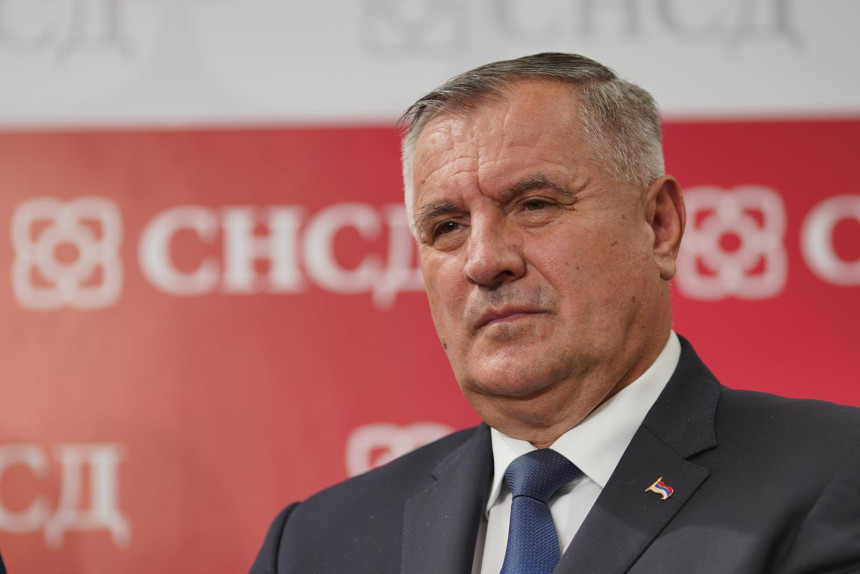 Viškovićevog sina napali, pa pokušali da ga pregaze