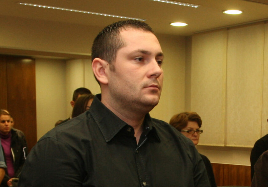 Nakon incidenta policija traga za Radinkovićem