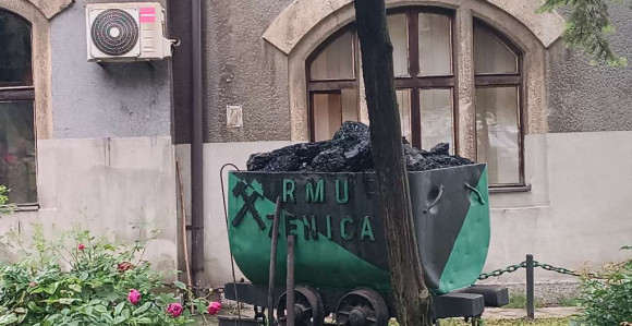Zenički rudari nastavljaju štrajk, traže plate