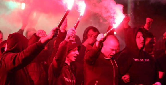УЕФА казнила ФС БиХ због понашања навијача у Аустрији