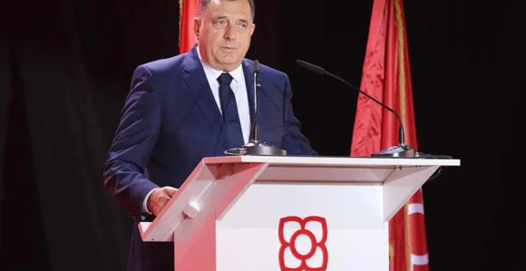 Додик поново изабран на мјесто предсједника СНСД
