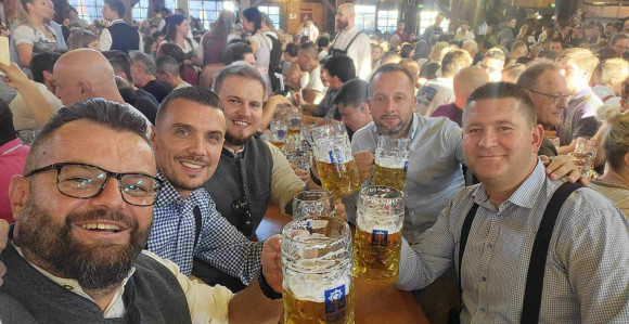 Nikad skuplje: Posjetioci iz BiH uživaju na Oktoberfestu