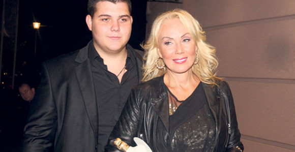 Imao je 163  kg, Brena je često plakala zbog toga, a sad je postao frajer!