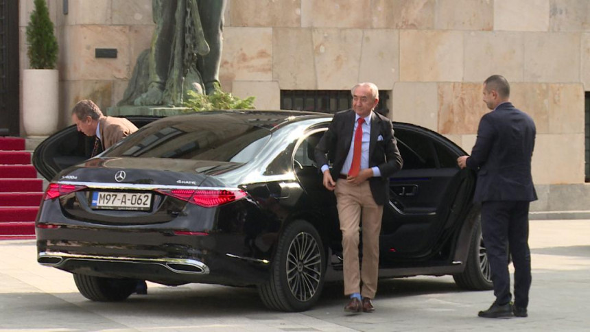 Stari jarani stigli u Palatu: Mišković i Đurić kod Dodika (VIDEO)