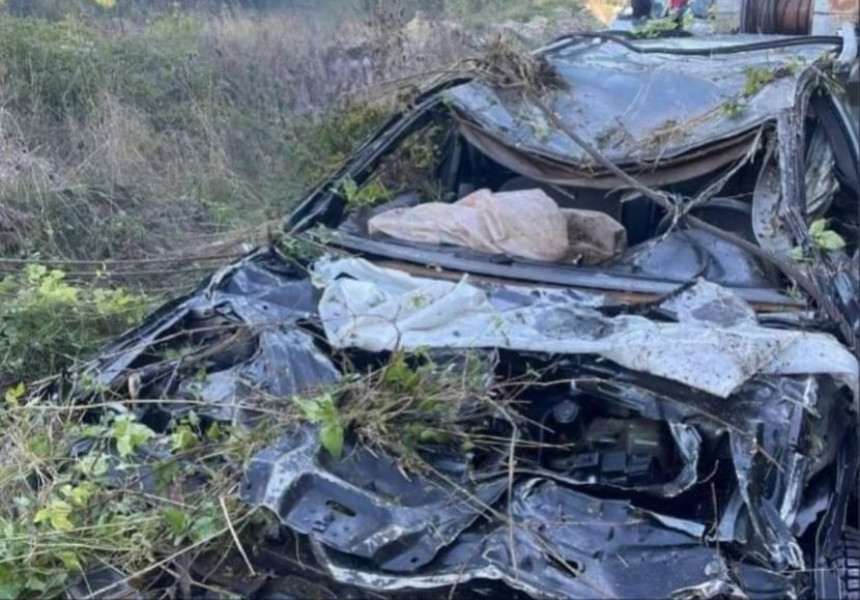 Vozač (52) koji je sletio u Zlatarsko jezero sam isplivao