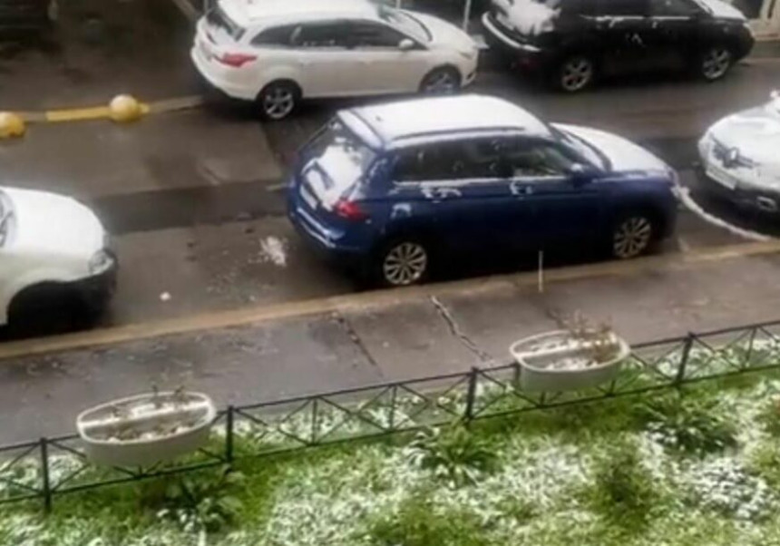Tek je oktobar, a već pao snijeg (VIDEO)