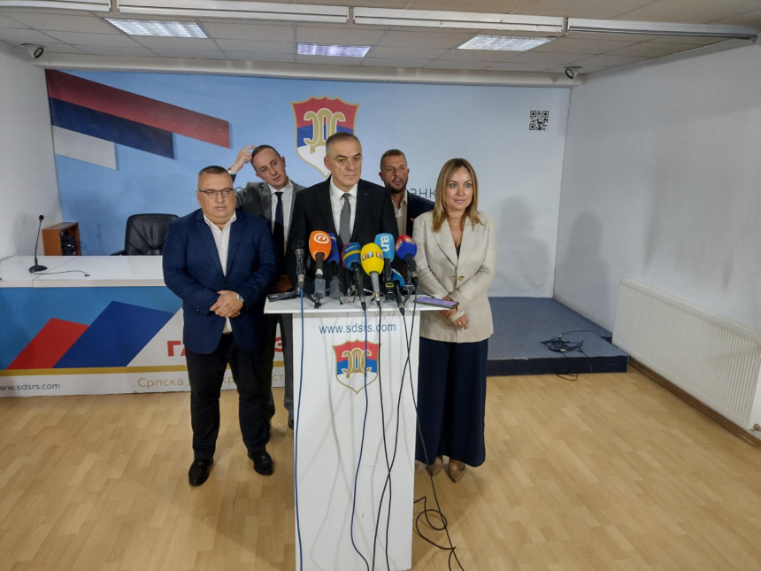 СДС изабрао потпредсједнике и главни одбор