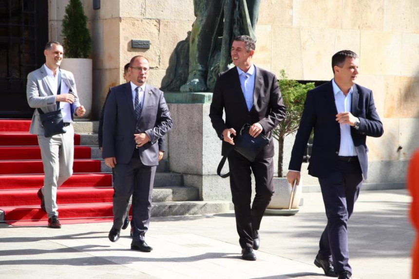 Za deset dana odluka o opozivu Stanivukovića