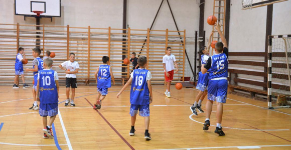 Za košarkaše Koša: Nova oprema iz Mozzarta za sportiste iz Bijeljine