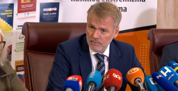 "NATO je trenutno vrlo fokusiran na situaciju u BiH"