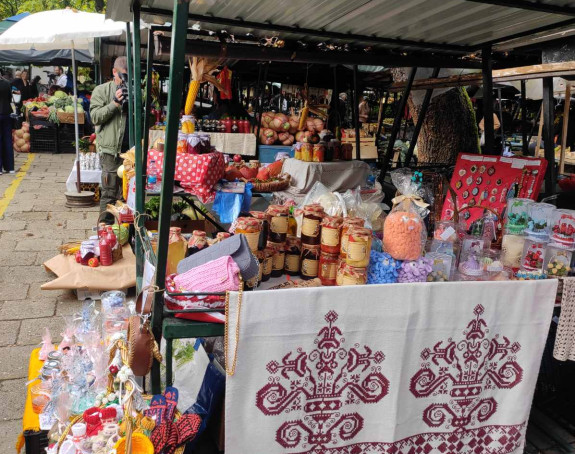 U Bijeljini otvoren 5. Karavan zimnice i bazar rukotvorina