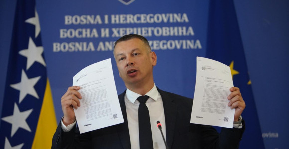 Nešić optužuje Šmita, obrušio se i na novinare