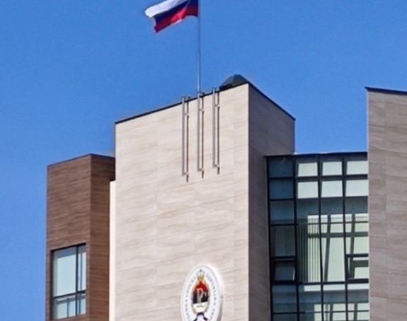Ruska zastava na zgradi Ustavnog suda u Banjaluci?